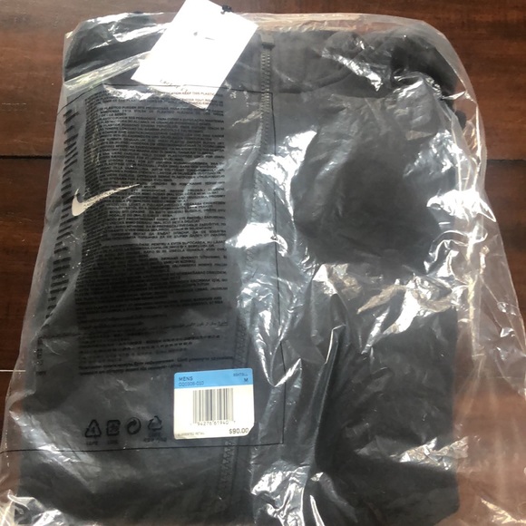 NWT DRI FIT BASKETBALL JACKET. NEW RELEASE. NO OFFERS. VARIOUS SIZES - Picture 8 of 8